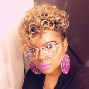 Meet your Posher, Candy!😀